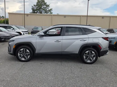 More photos of 2026 Hyundai Tucson Hybrid SEL at Hyundai Warner Robins, GA