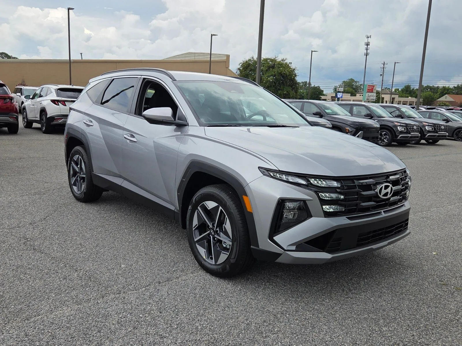 Silver 2026 Hyundai Tucson Hybrid SEL for sale in Warner Robins, GA