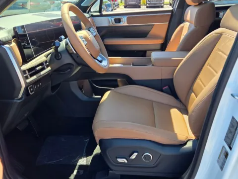 More photos of 2026 Hyundai Santa Fe Hybrid Limited at Hyundai Warner Robins, GA