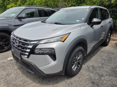 More photos of 2024 Nissan Rogue S at Hyundai Warner Robins, GA