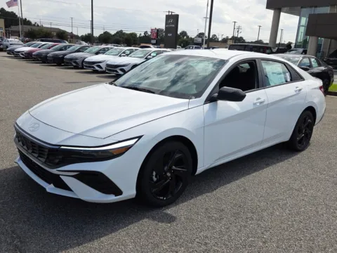 Another view of 2026 Hyundai Elantra SEL Sport for sale in Warner Robins, GA at Hyundai Warner Robins