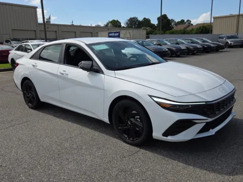 White 2026 Hyundai Elantra SEL Sport for sale in Warner Robins, GA