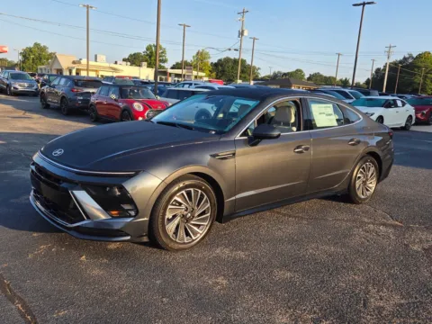 Another view of 2026 Hyundai Sonata Hybrid SEL for sale in Warner Robins, GA at Hyundai Warner Robins
