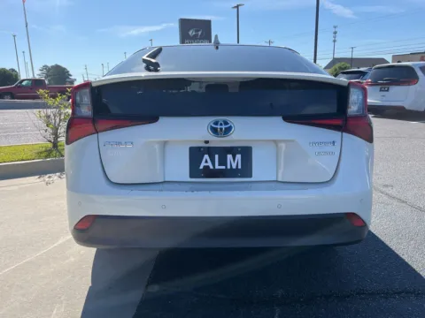 More photos of 2019 Toyota Prius Limited at Hyundai Warner Robins, GA
