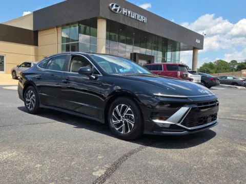 Black 2026 Hyundai Sonata Hybrid Blue for sale in Warner Robins, GA