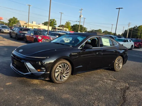 Another view of 2026 Hyundai Sonata Hybrid SEL for sale in Warner Robins, GA at Hyundai Warner Robins
