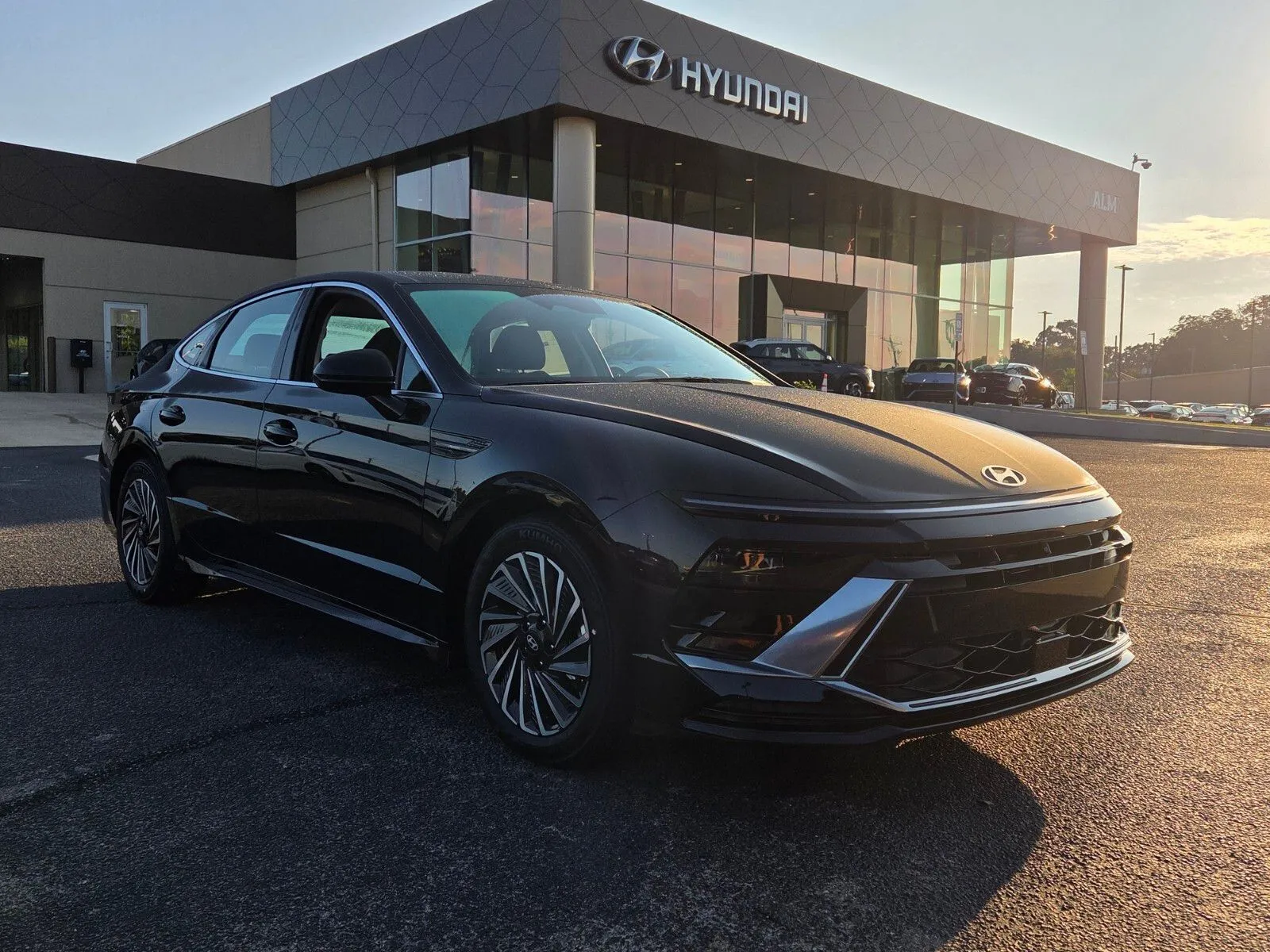 Black 2026 Hyundai Sonata Hybrid SEL for sale in Warner Robins, GA