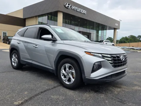 Silver 2022 Hyundai Tucson SEL for sale in Warner Robins, GA