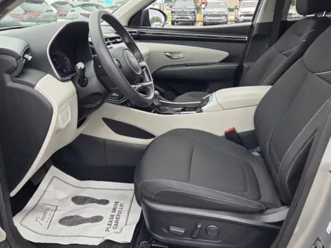 More photos of 2022 Hyundai Tucson SEL at Hyundai Warner Robins, GA
