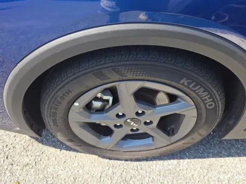 More photos of 2025 Kia K4 LXS at Hyundai Warner Robins, GA
