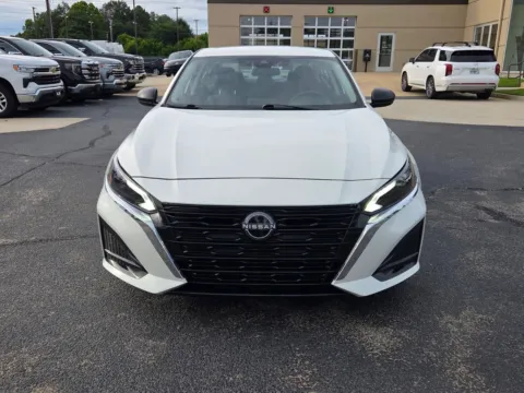Photos of 2025 Nissan Altima 2.5 SV for sale in Warner Robins, GA at Hyundai Warner Robins