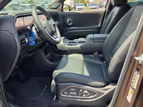 More photos of 2026 Hyundai Palisade Calligraphy at Hyundai Warner Robins, GA