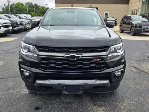 Photos of 2022 Chevrolet Colorado Z71 for sale in Warner Robins, GA at Hyundai Warner Robins