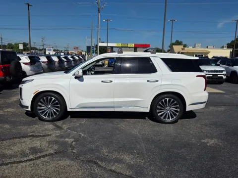 More photos of 2023 Hyundai Palisade Calligraphy at Hyundai Warner Robins, GA