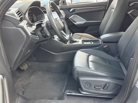 More photos of 2025 Audi Q3 Premium at Hyundai Warner Robins, GA