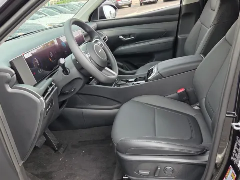 More photos of 2026 Hyundai Tucson SEL Plus at Hyundai Warner Robins, GA