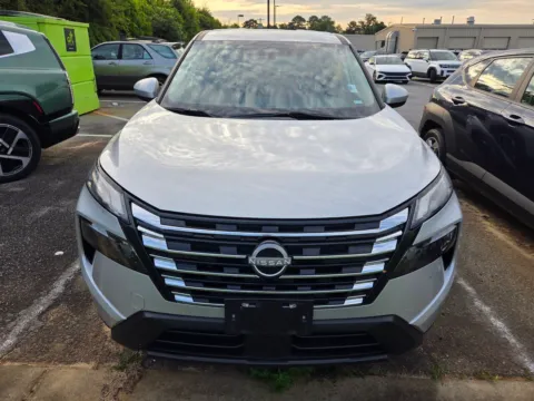Photos of 2024 Nissan Rogue SV for sale in Warner Robins, GA at Hyundai Warner Robins