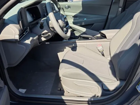More photos of 2026 Hyundai Elantra SE at Hyundai Warner Robins, GA