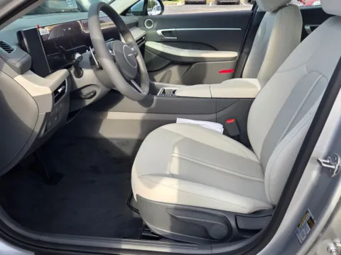 More photos of 2026 Hyundai Sonata Hybrid Blue at Hyundai Warner Robins, GA