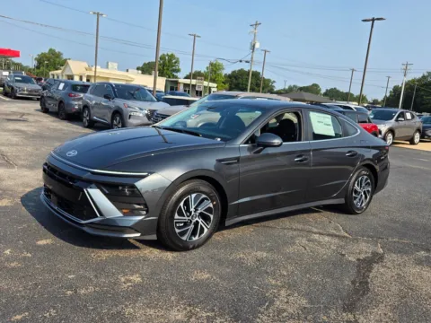 Another view of 2026 Hyundai Sonata Hybrid Blue for sale in Warner Robins, GA at Hyundai Warner Robins
