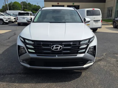 Photos of 2026 Hyundai Tucson Hybrid SEL for sale in Warner Robins, GA at Hyundai Warner Robins