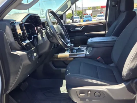 More photos of 2023 Chevrolet Silverado 1500 LT at Hyundai Warner Robins, GA
