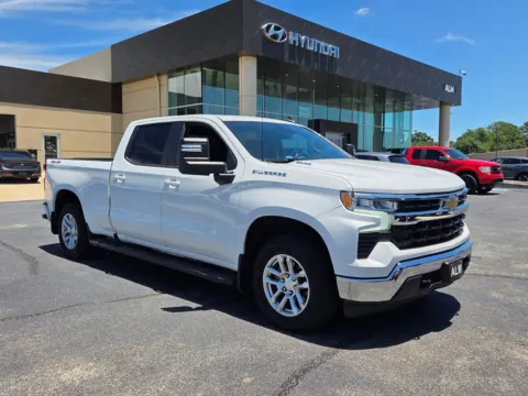 White 2023 Chevrolet Silverado 1500 LT for sale in Warner Robins, GA