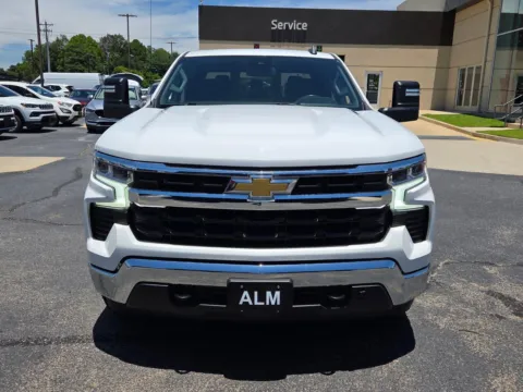 Photos of 2023 Chevrolet Silverado 1500 LT for sale in Warner Robins, GA at Hyundai Warner Robins
