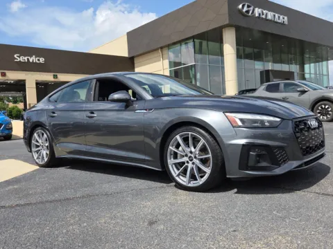 Blue 2018 Audi Q5 2.0T Prestige for sale in Warner Robins, GA