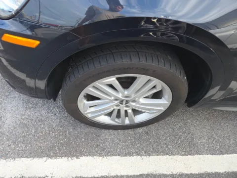 More photos of 2018 Audi Q5 2.0T Prestige at Hyundai Warner Robins, GA