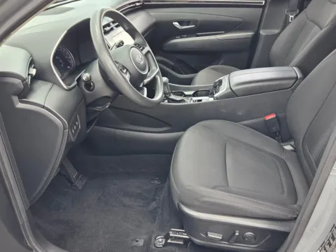 More photos of 2024 Hyundai Tucson SEL at Hyundai Warner Robins, GA