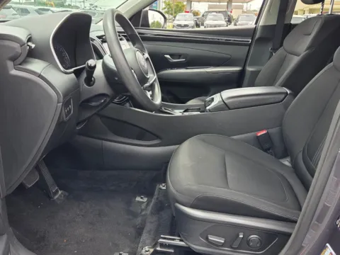 More photos of 2024 Hyundai Tucson SEL at Hyundai Warner Robins, GA