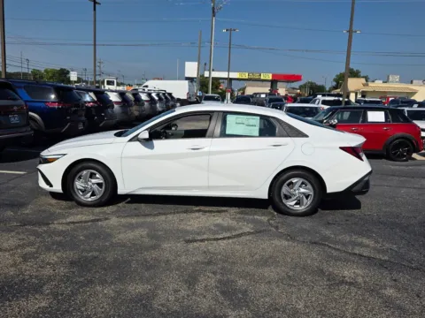 More photos of 2026 Hyundai Elantra SE at Hyundai Warner Robins, GA