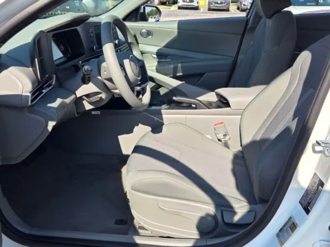 More photos of 2026 Hyundai Elantra SE at Hyundai Warner Robins, GA