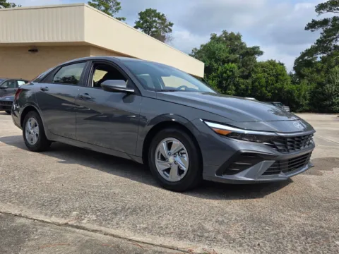 Gray 2026 Hyundai Elantra SE for sale in Warner Robins, GA