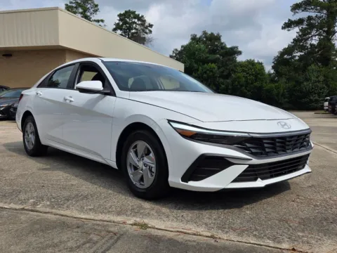 White 2026 Hyundai Elantra SE for sale in Warner Robins, GA