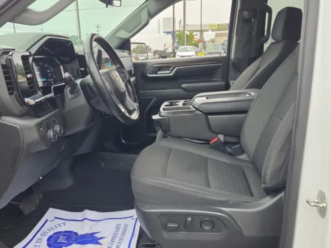 More photos of 2025 Chevrolet Silverado 1500 LT at Hyundai Warner Robins, GA