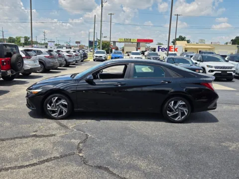 More photos of 2025 Hyundai Elantra Hybrid SEL Sport at Hyundai Warner Robins, GA