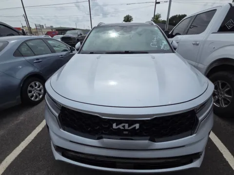 Photos of 2022 Kia Sorento Plug-In Hybrid SX Prestige for sale in Warner Robins, GA at Hyundai Warner Robins