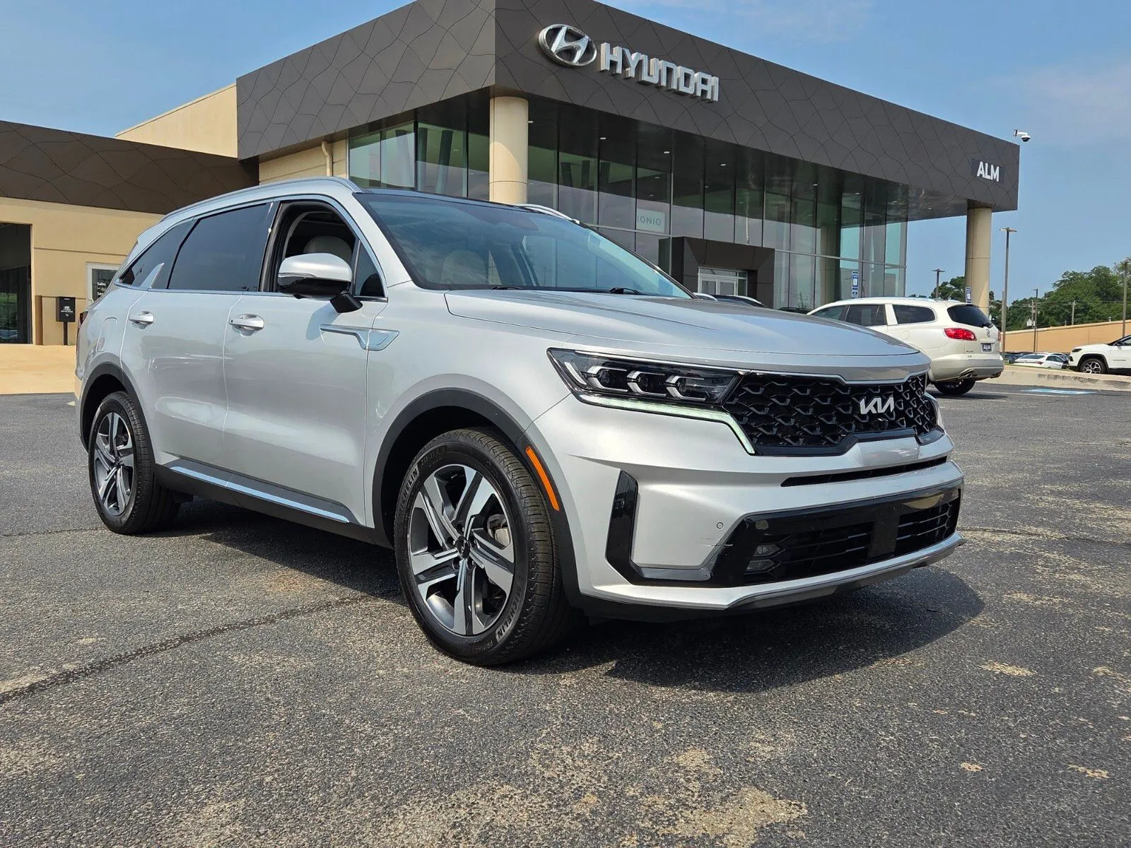Silver 2022 Kia Sorento Plug-In Hybrid SX Prestige for sale in Warner Robins, GA