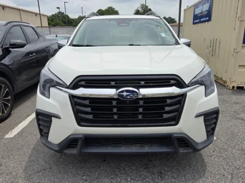 More photos of 2023 Subaru Ascent Limited at Hyundai Warner Robins, GA