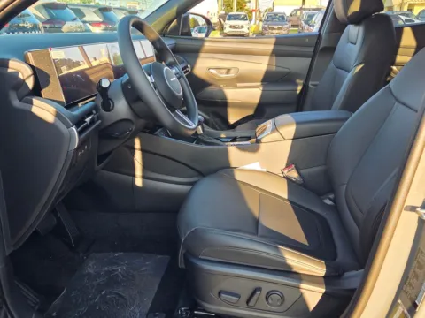 More photos of 2026 Hyundai Santa Cruz SEL at Hyundai Warner Robins, GA