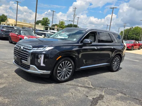 Another view of 2024 Hyundai Palisade Calligraphy for sale in Warner Robins, GA at Hyundai Warner Robins
