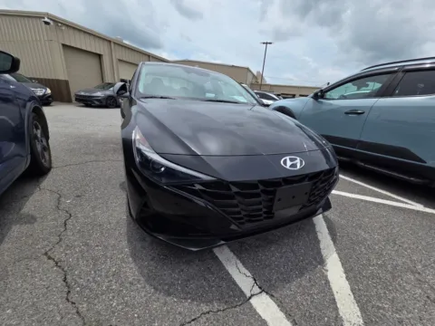 Another view of 2023 Hyundai Elantra SEL for sale in Warner Robins, GA at Hyundai Warner Robins