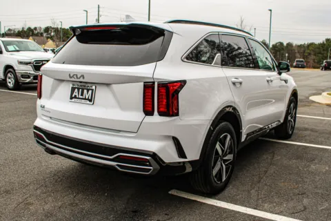 More photos of 2023 Kia Sorento EX at Hyundai Warner Robins, GA