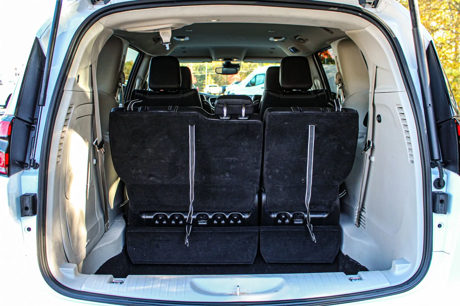 2024 Chrysler Pacifica PHEV Select - Photo 20