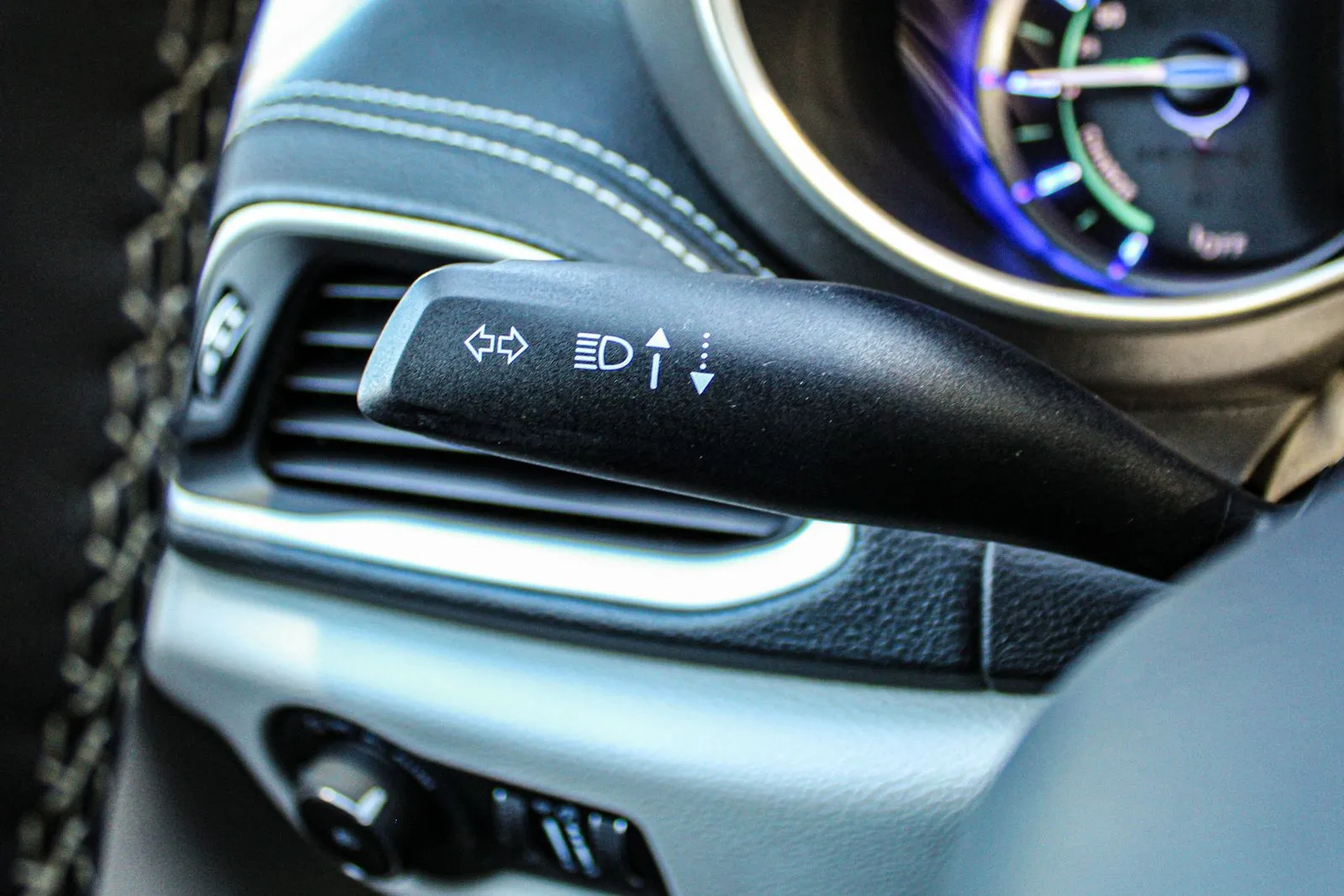 2024 Chrysler Pacifica PHEV Select - Photo 27