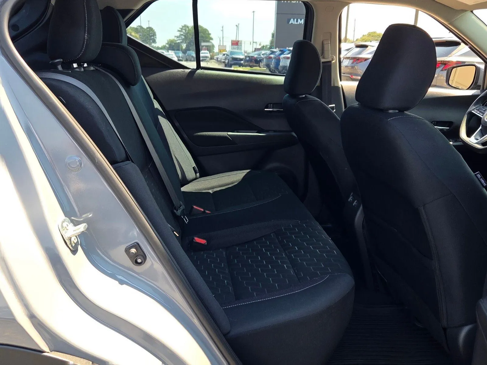 2024 Nissan Kicks SV - Photo 16