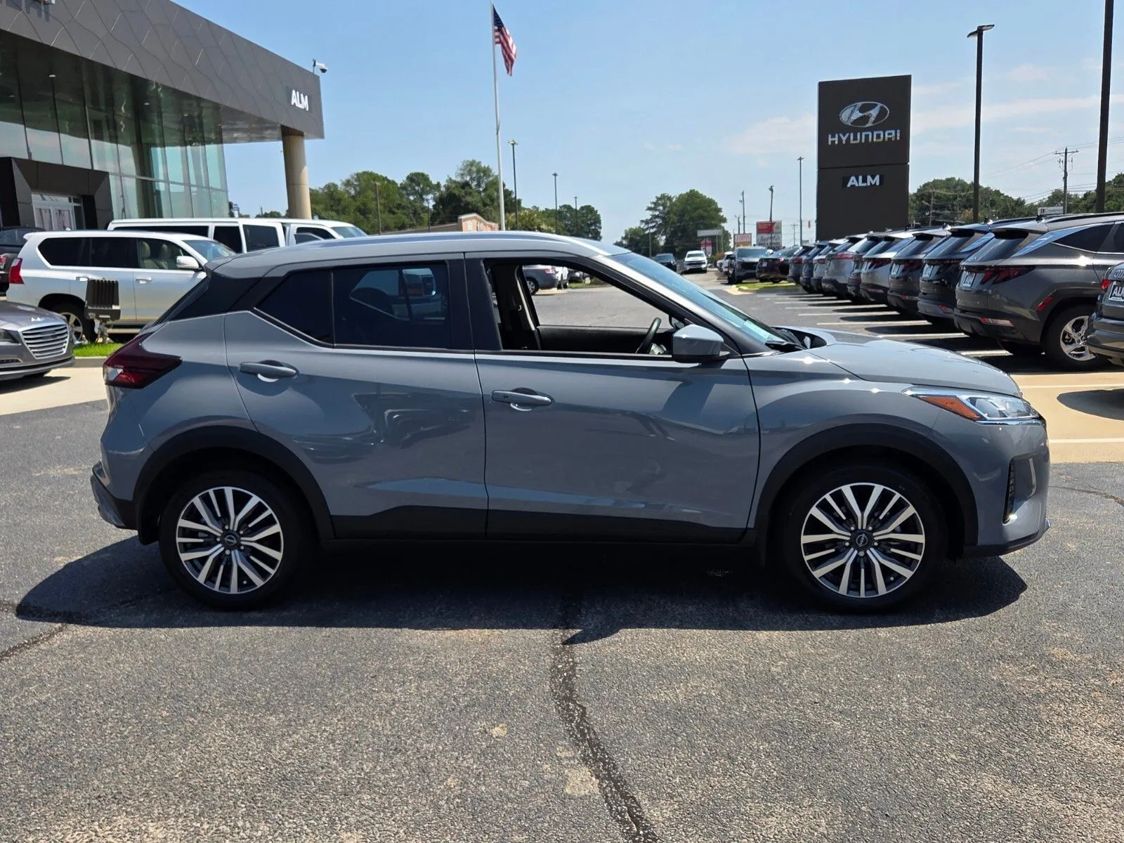 2024 Nissan Kicks SV - Photo 15