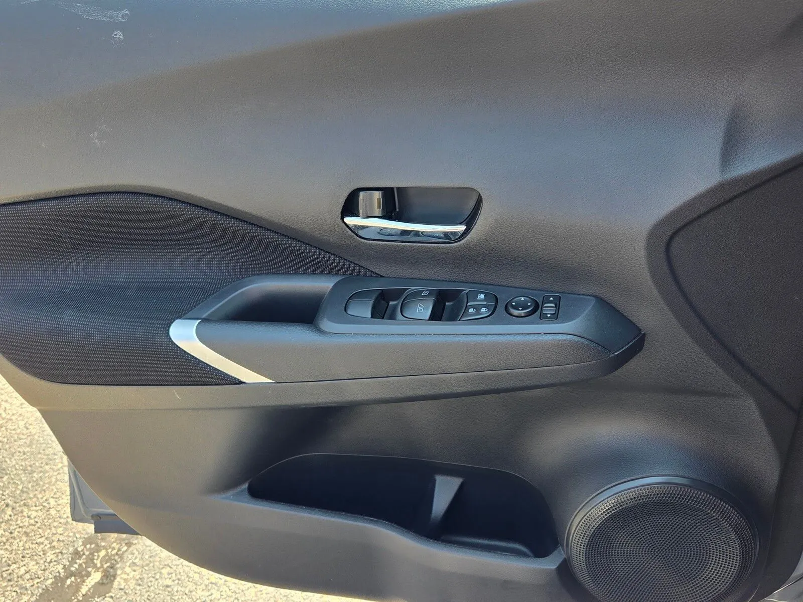 2024 Nissan Kicks SV - Photo 28